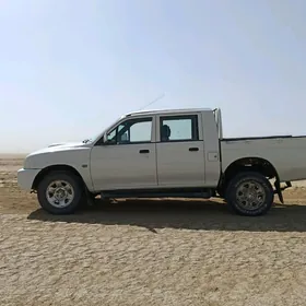 Mitsubishi L200 2002