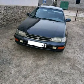 Toyota Corona 1995