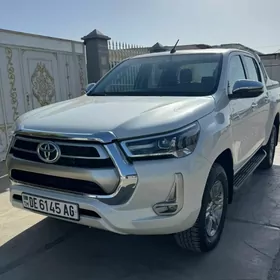 Toyota Hilux 2022