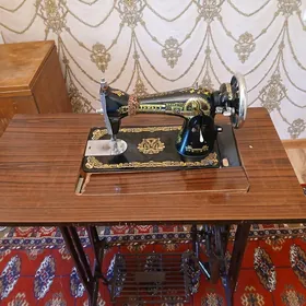 Tikin mașyn