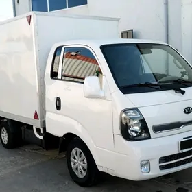 Kia Bongo 2016