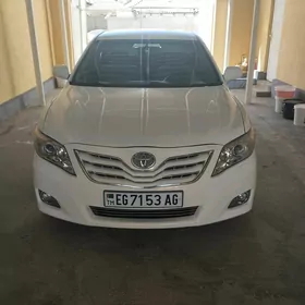 Toyota Camry 2010