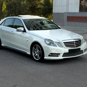 Mercedes-Benz E350 2011