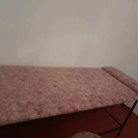 Кушетка.