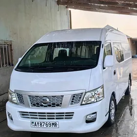 Nissan Urvan 2016