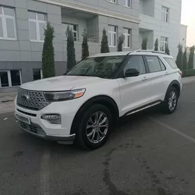 Ford Explorer 2021