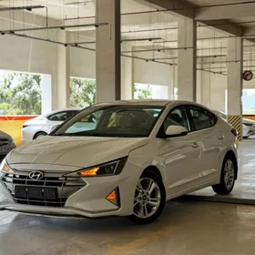 Hyundai Elantra 2019