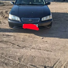 Toyota Camry 2000