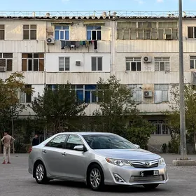 Toyota Camry 2013