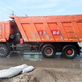Kamaz 6520 2012