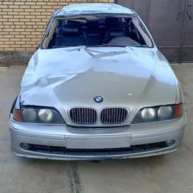 BMW E39 2002