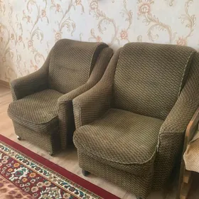 кресла