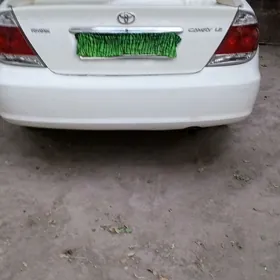 Toyota Camry 2004