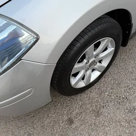 Nissan Versa 2009