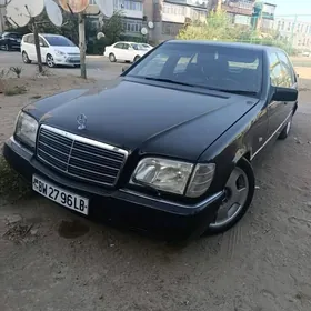 Mercedes-Benz 600SEL 1992