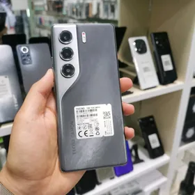 Tecno Camon 40