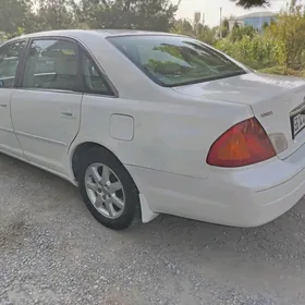 Toyota Avalon 2003