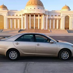 Toyota Camry 2005