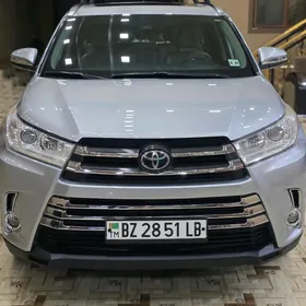 Toyota Highlander 2019