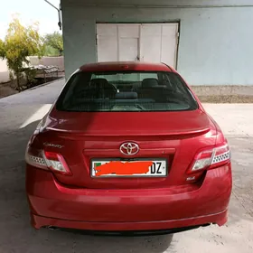 Toyota Camry 2011