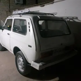 Lada Niva 1987