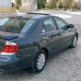 Toyota Camry 2004