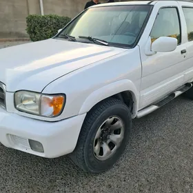 Nissan Pathfinder 1998