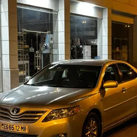 Toyota Camry 2010