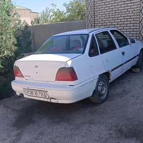 Daewoo Nexia 1995