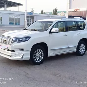 Toyota Land Cruiser Prado 2011
