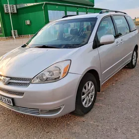 Toyota Sienna 2005