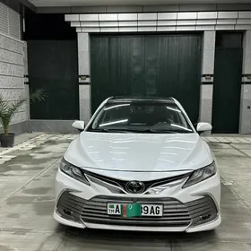 Toyota Camry 2023
