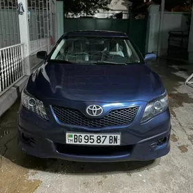 Toyota Camry 2010