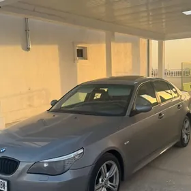 BMW E60 2004