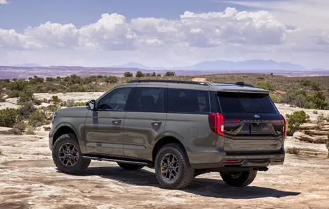Внедорожник Ford Expedition 2026 получил комплексный пакет безопасности