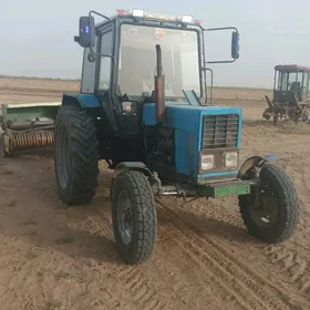 MTZ 82 2010