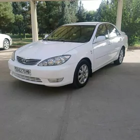Toyota Camry 2005