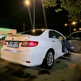 Toyota Corolla 2013