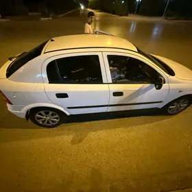 Opel Astra 1998
