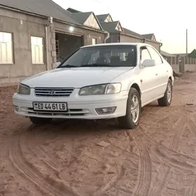 Toyota Camry 2000