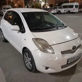 Toyota Yaris 2009