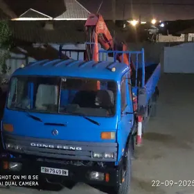 Dongfeng 580 2004