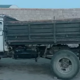 Gaz 53 1983