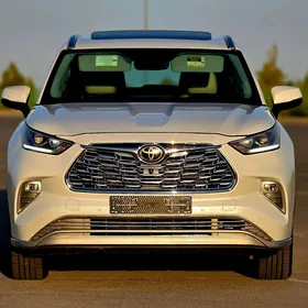 Toyota Highlander 2022