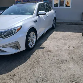 Kia Optima 2020