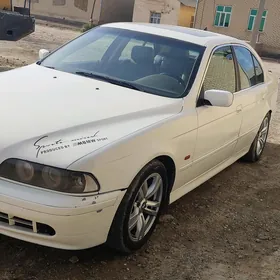 BMW E39 2003