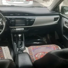 Toyota Corolla 2014