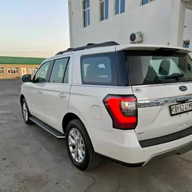 Ford Expedition 2021