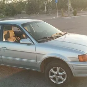 Toyota Tercel 1995