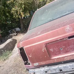 opel omega  bagaj